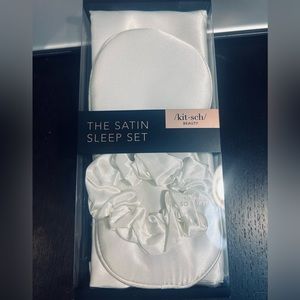 Satin sleep mask set